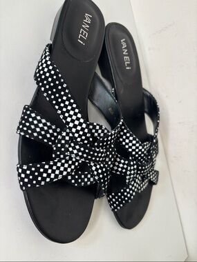 Vaneli Black & White Knotted Slide Mules 8 1/2N